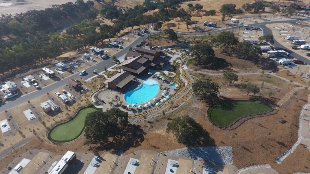 Built for relaxation, Cava Robles is the peak destination for RV camping in California. This luxury resort is nestled in the Paso Robles wine region, near the Pacific coast. Cava Robles boasts numerous amenities, including pools, spas, fire pits, a wellness center, and dog parks. From wine tasting to outdoor movies, there’s an option for all.